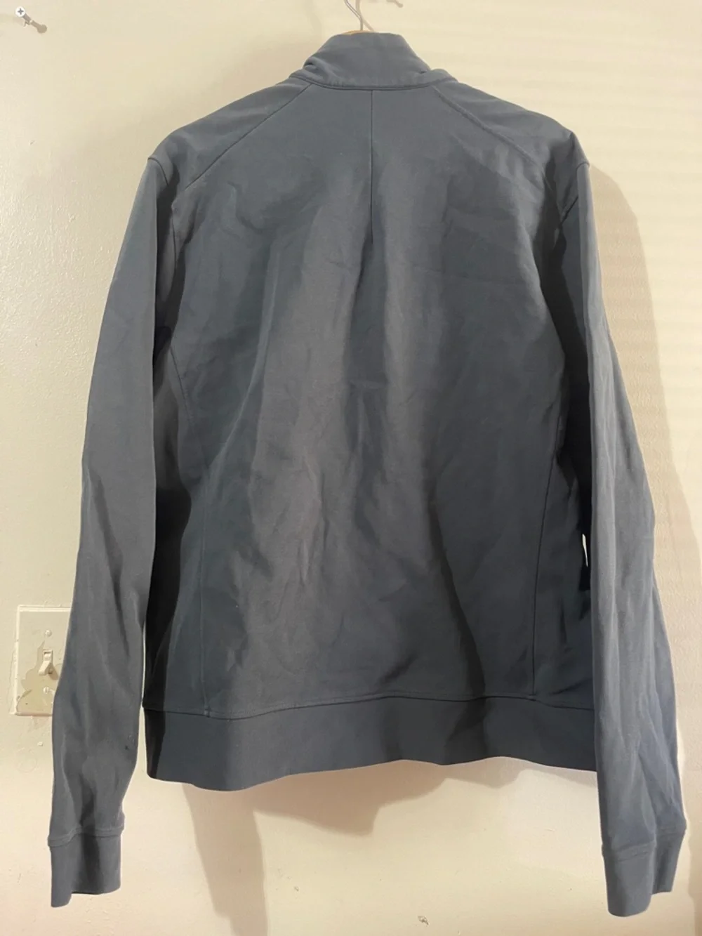 lululemon athletica Men's Lightweight Full-Zip Jacket in Slate Blue